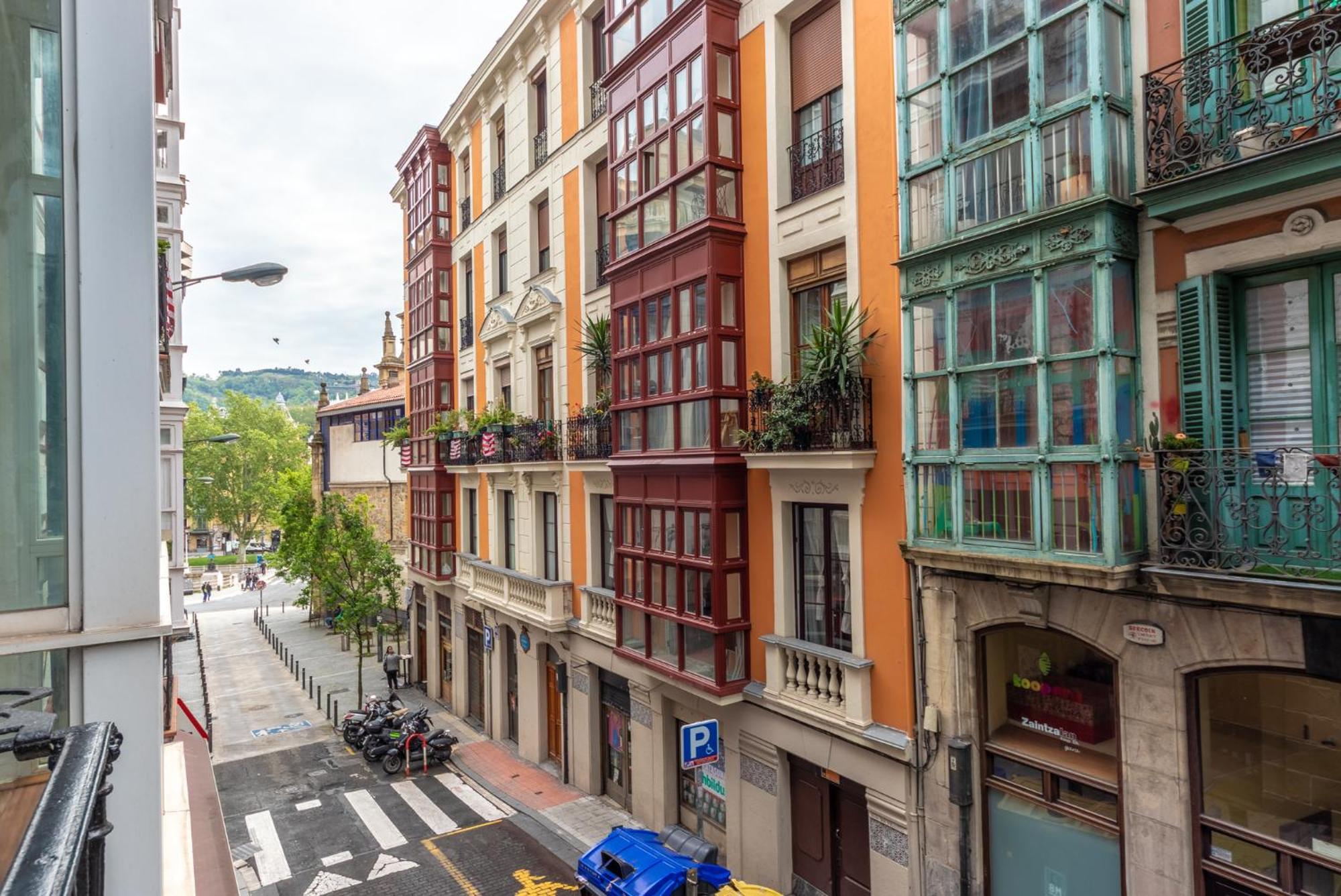 Encantador Apartamento En El Casco Antiguo De Bilbao Buitenkant foto